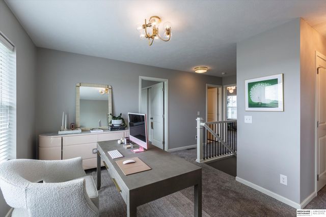 20459 E Street, Omaha, NE 68022