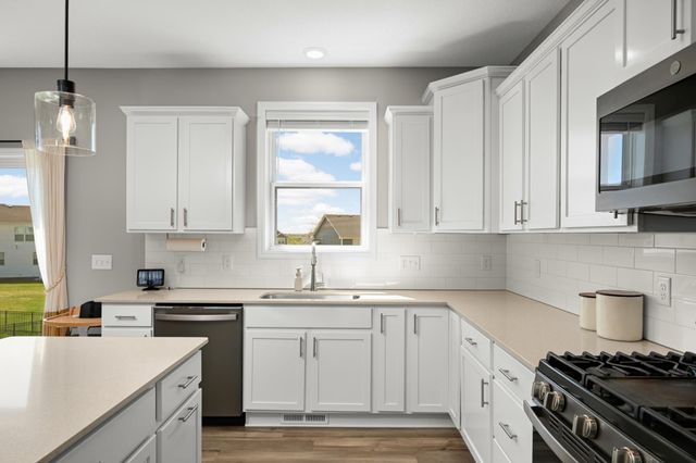 20317 Geneva Trail, Lakeville, MN 55044