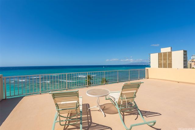 3056 Kalakaua Avenue 5W, Honolulu, HI 96815