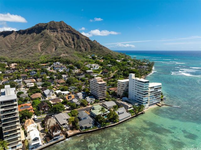 3056 Kalakaua Avenue 5W, Honolulu, HI 96815