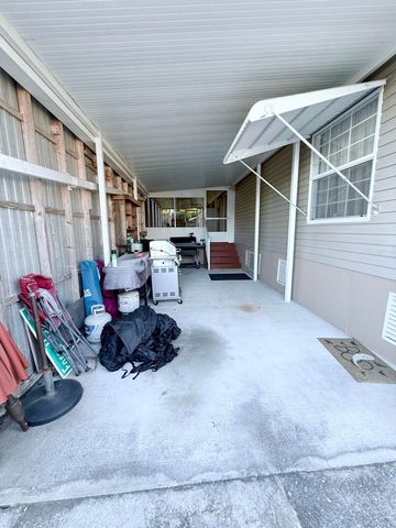 4096 SW 9th Way, Okeechobee, FL 34974