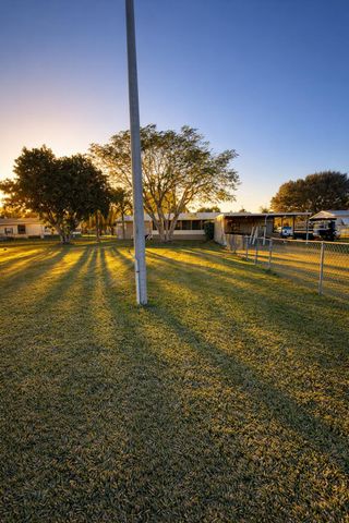 4096 SW 9th Way, Okeechobee, FL 34974