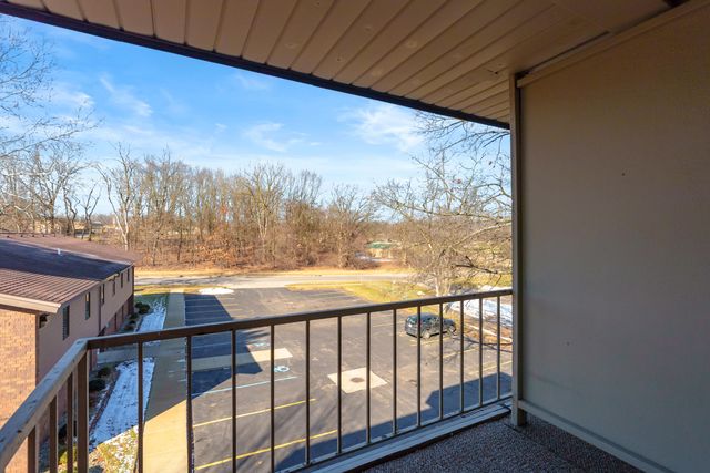 756 W Kilgore Road 306, Kalamazoo, MI 49008