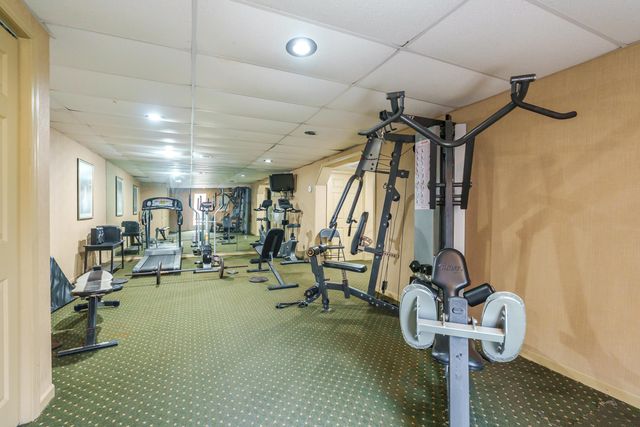 756 W Kilgore Road 306, Kalamazoo, MI 49008