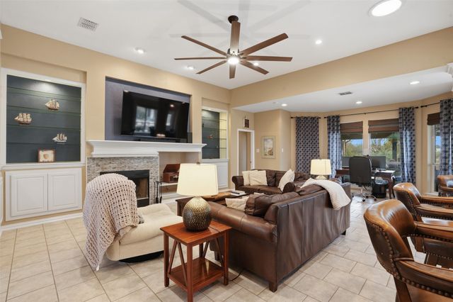 586 Hidden Pass, Royse City, TX 75189