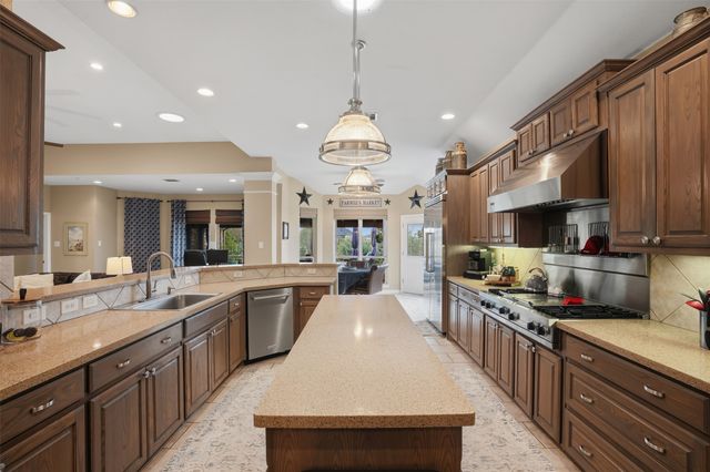 586 Hidden Pass, Royse City, TX 75189