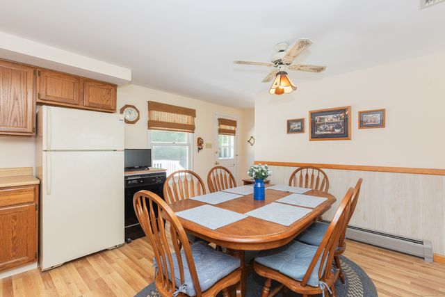 7 Paramount Drive, Seymour, CT 06483