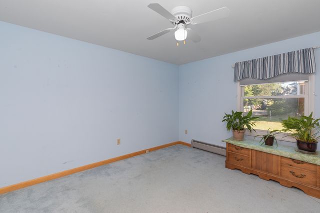 7 Paramount Drive, Seymour, CT 06483