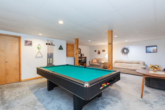 7 Paramount Drive, Seymour, CT 06483