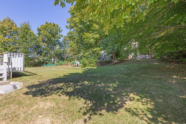 7 Paramount Drive, Seymour, CT 06483