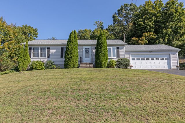 7 Paramount Drive, Seymour, CT 06483