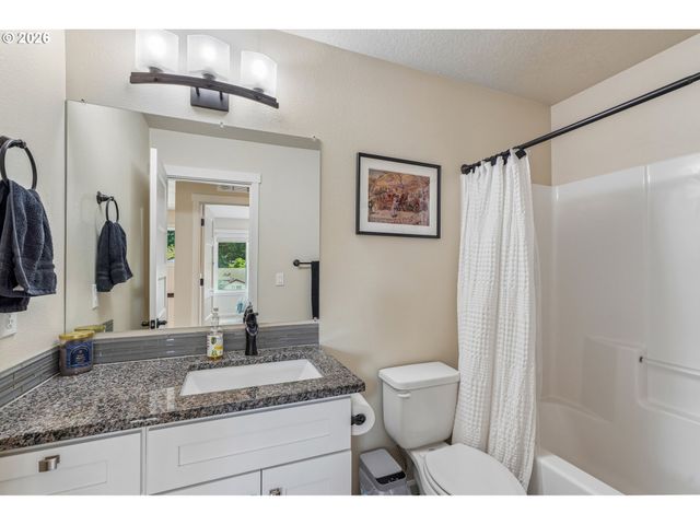 2377 N O St, Washougal, WA 98671
