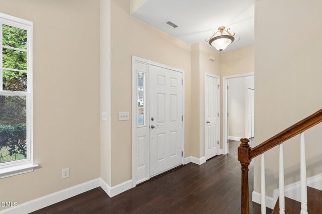 613 Abbey Hall Way, Cary, NC 27513