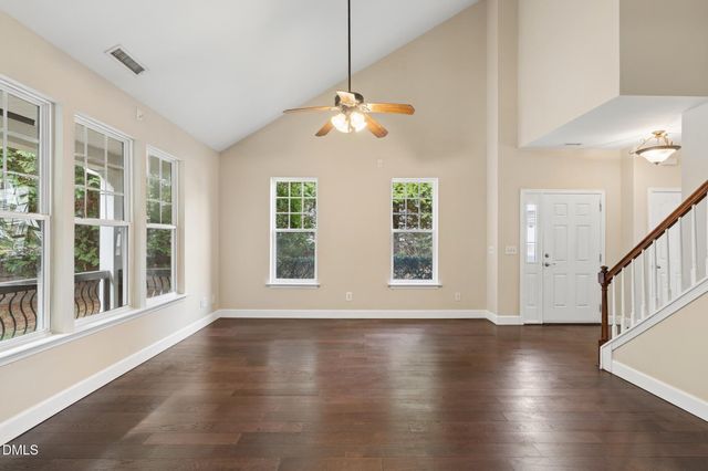613 Abbey Hall Way, Cary, NC 27513