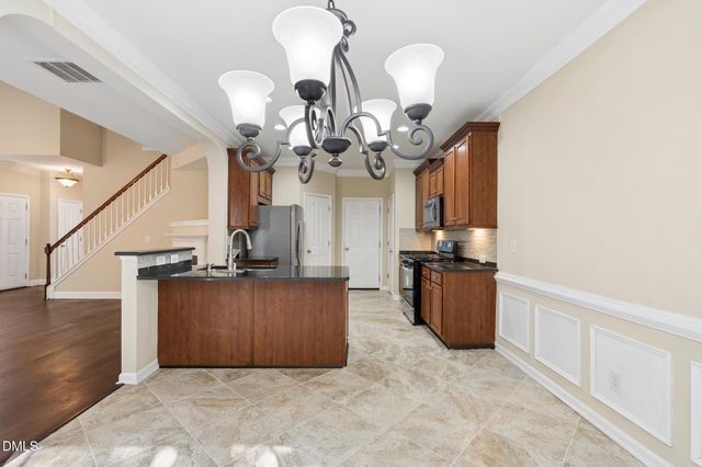 613 Abbey Hall Way, Cary, NC 27513