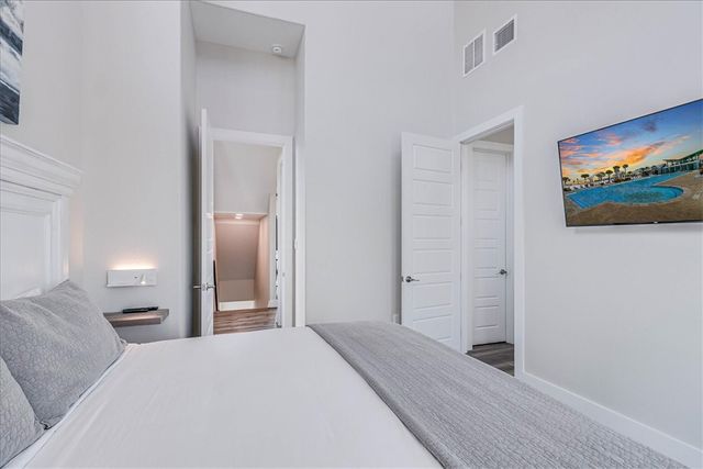 507 Sunrise Ave, Port Aransas, TX 78373