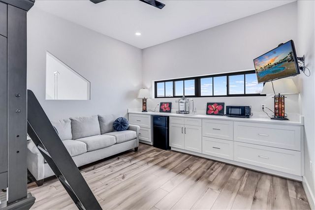 507 Sunrise Ave, Port Aransas, TX 78373