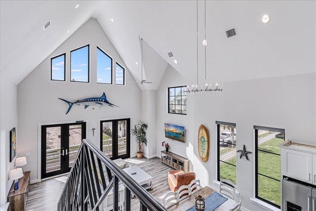 507 Sunrise Ave, Port Aransas, TX 78373