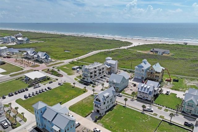 507 Sunrise Ave, Port Aransas, TX 78373