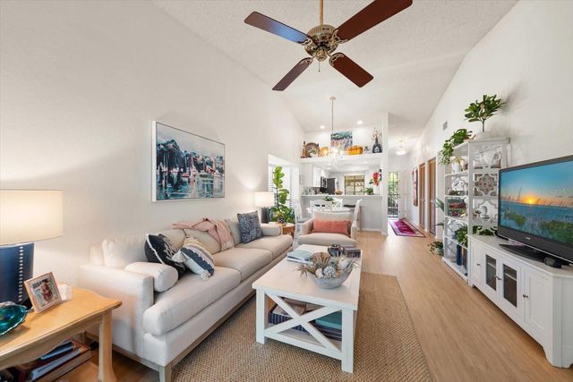 11511 113TH STREET 10H, Largo, FL 33778