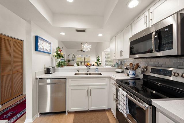 11511 113TH STREET 10H, Largo, FL 33778