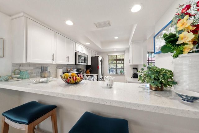 11511 113TH STREET 10H, Largo, FL 33778