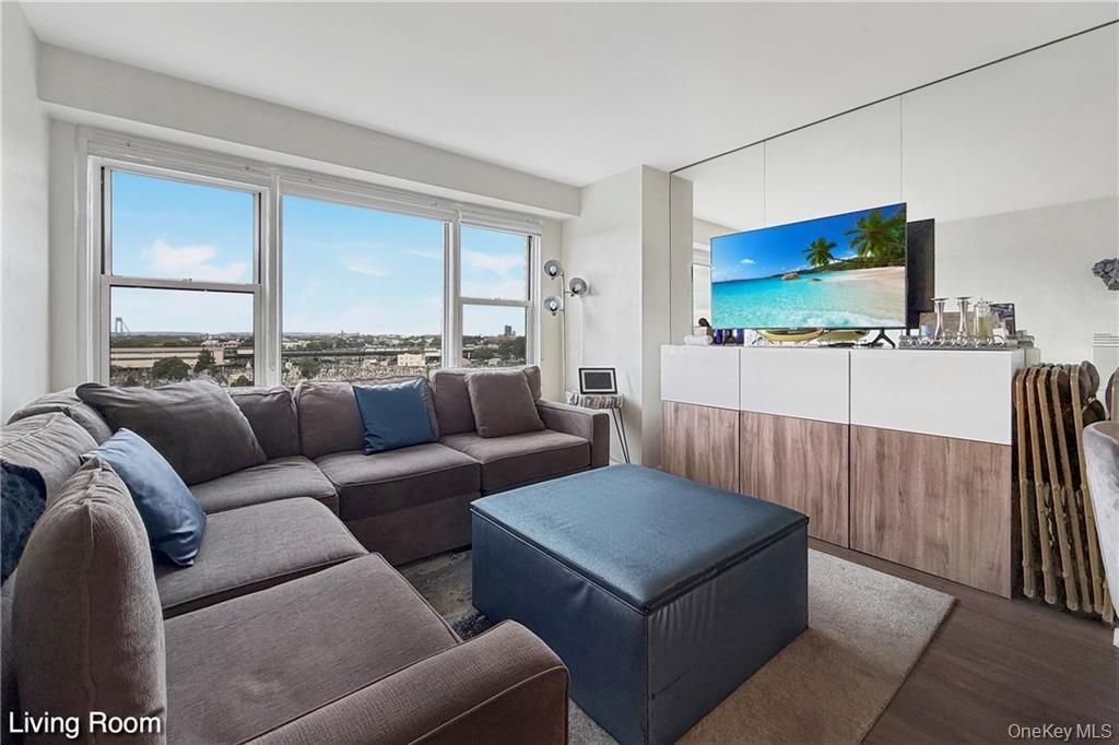 1170 Ocean Parkway 8J, Brooklyn, NY 11230 — exterior
