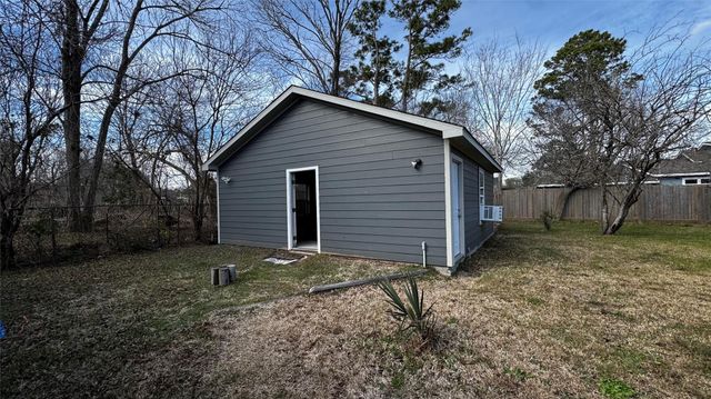 4709 34th Street, Dickinson, TX 77539