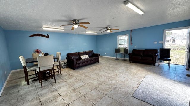 4709 34th Street, Dickinson, TX 77539