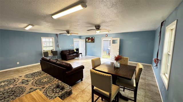 4709 34th Street, Dickinson, TX 77539