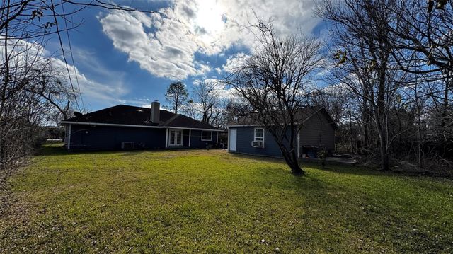 4709 34th Street, Dickinson, TX 77539