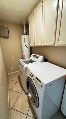 4709 34th Street, Dickinson, TX 77539