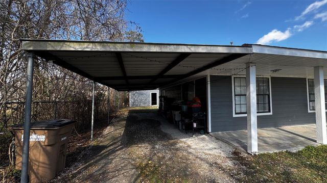 4709 34th Street, Dickinson, TX 77539