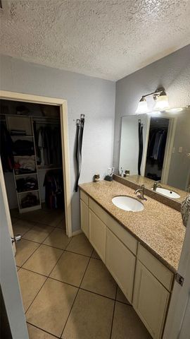 4709 34th Street, Dickinson, TX 77539