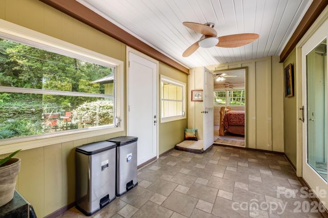 258 Old Homestead Road, Hendersonville, NC 28739