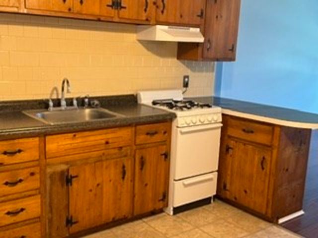 180 Tyngsboro Rd 36F, Chelmsford, MA 01863