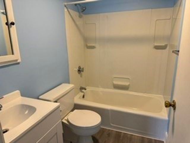 180 Tyngsboro Rd 36F, Chelmsford, MA 01863