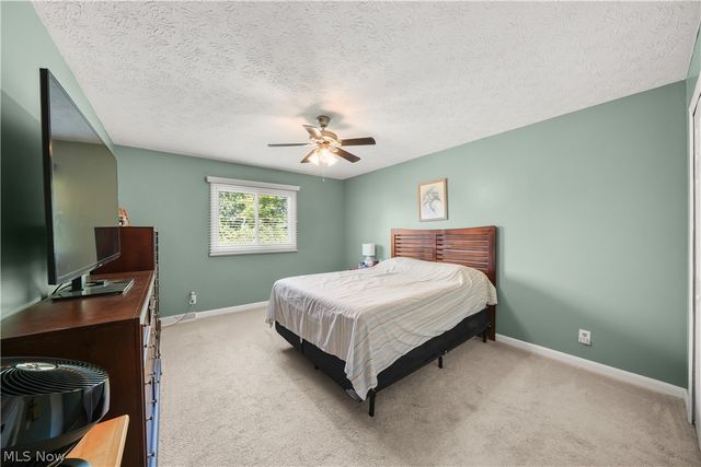 4781 N Hillary Oval, Richmond Heights, OH 44143