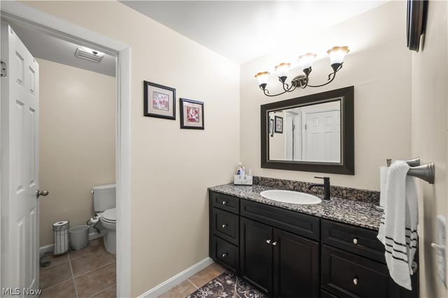 4781 N Hillary Oval, Richmond Heights, OH 44143