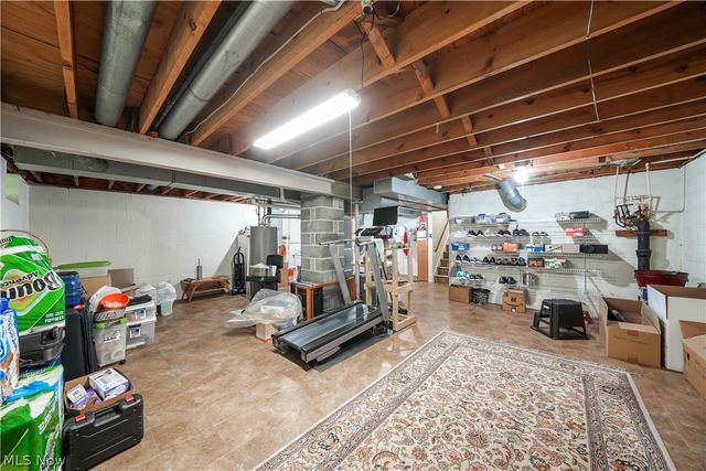 4781 N Hillary Oval, Richmond Heights, OH 44143