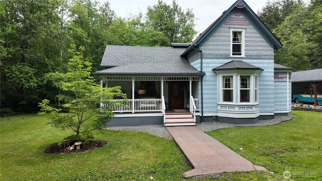 2909 Overpass Road, Bow, WA 98232