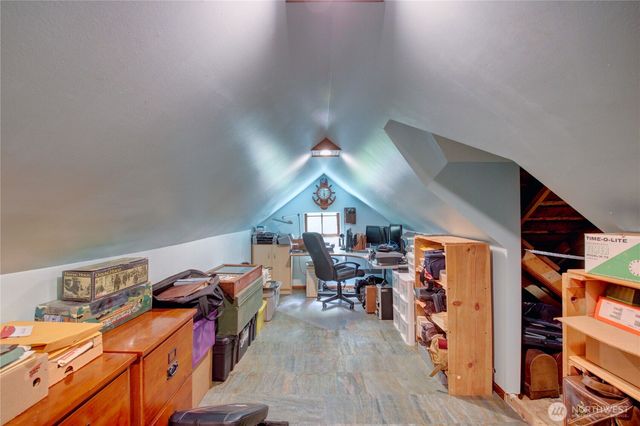 2909 Overpass Road, Bow, WA 98232