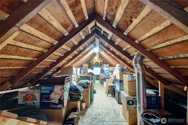 2909 Overpass Road, Bow, WA 98232