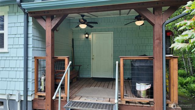 2909 Overpass Road, Bow, WA 98232