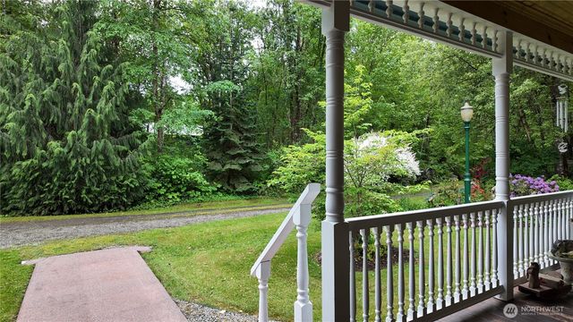 2909 Overpass Road, Bow, WA 98232