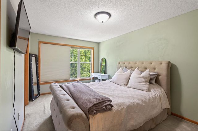 1451 Magnolia Avenue E, Saint Paul, MN 55106