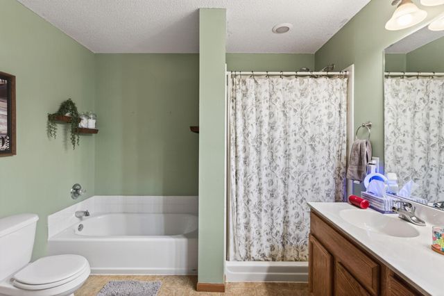 1451 Magnolia Avenue E, Saint Paul, MN 55106