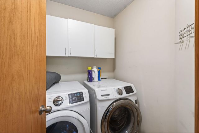 1451 Magnolia Avenue E, Saint Paul, MN 55106