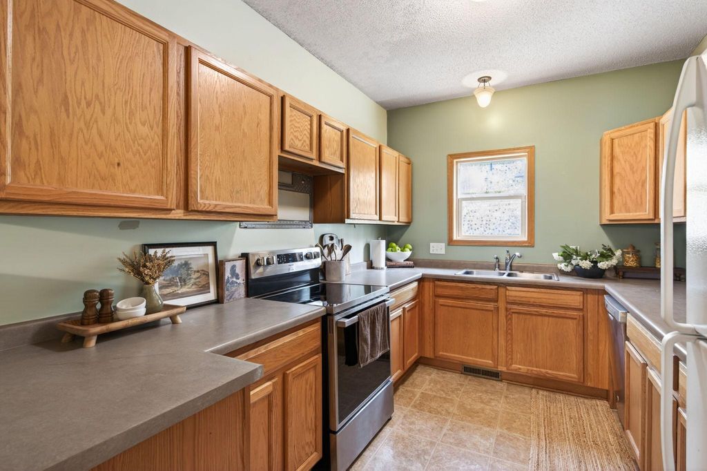 1451 Magnolia Avenue E, Saint Paul, MN 55106 — photo 5