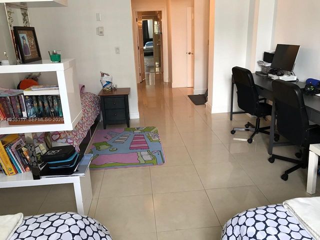 19390 Collins Ave 502, Sunny Isles Beach, FL 33160